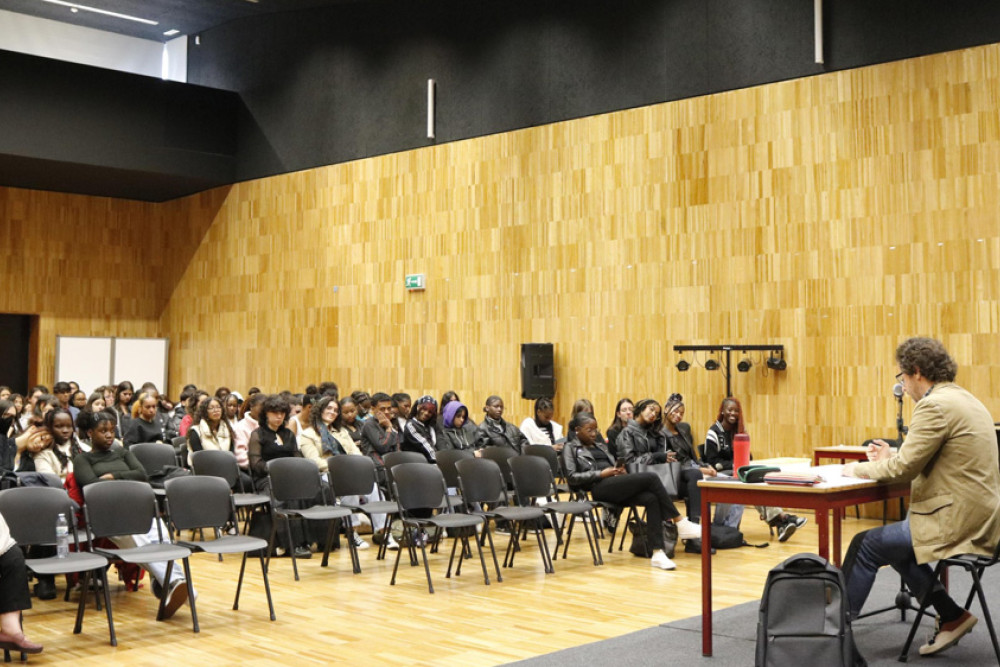 Eugénio_de_Andrade_e_Mário_Cesariny_no_seu_centenário._16